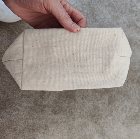 Make-up Bag/Pouch with Saying - Picture 2 of 3